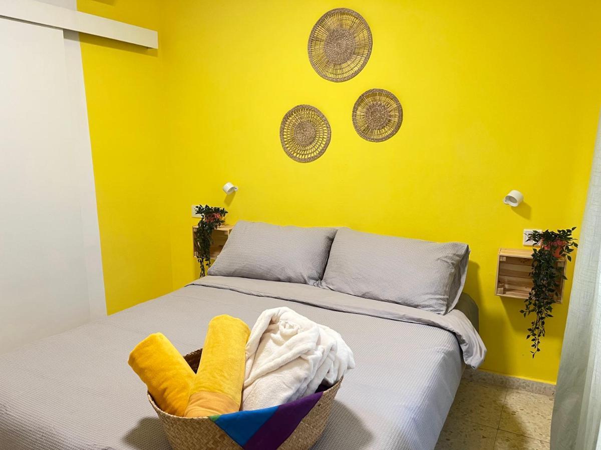 Gay Hostel Торремолинос Экстерьер фото