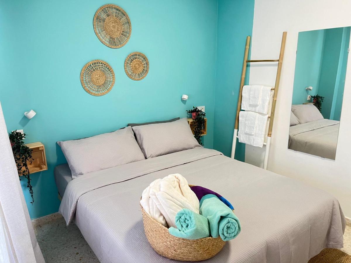 Gay Hostel Торремолинос Экстерьер фото